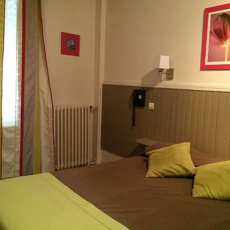 Gloria Hotel 2*