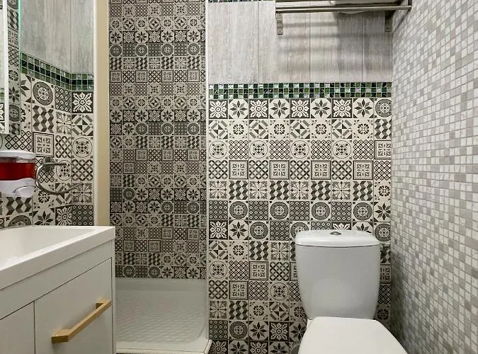 Отель Gloria 2*