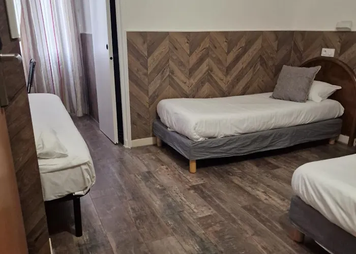 Gloria Гренобль