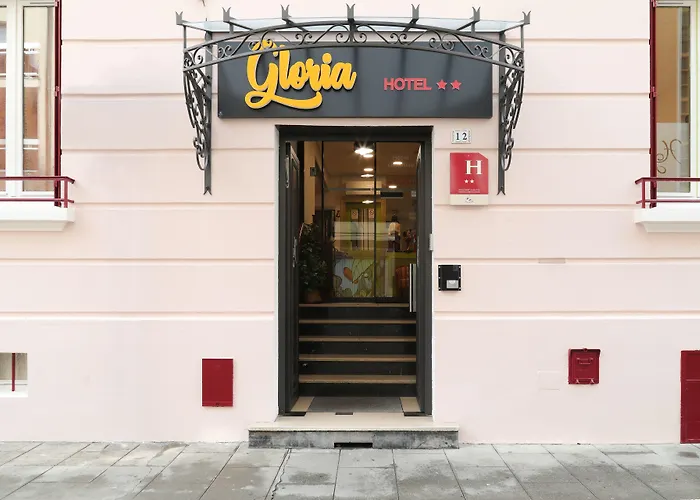 Gloria Отель 2*