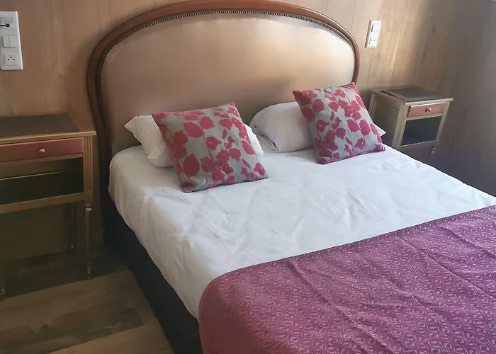 Gloria Гренобль